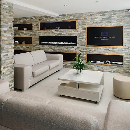 Imperial Apartment *